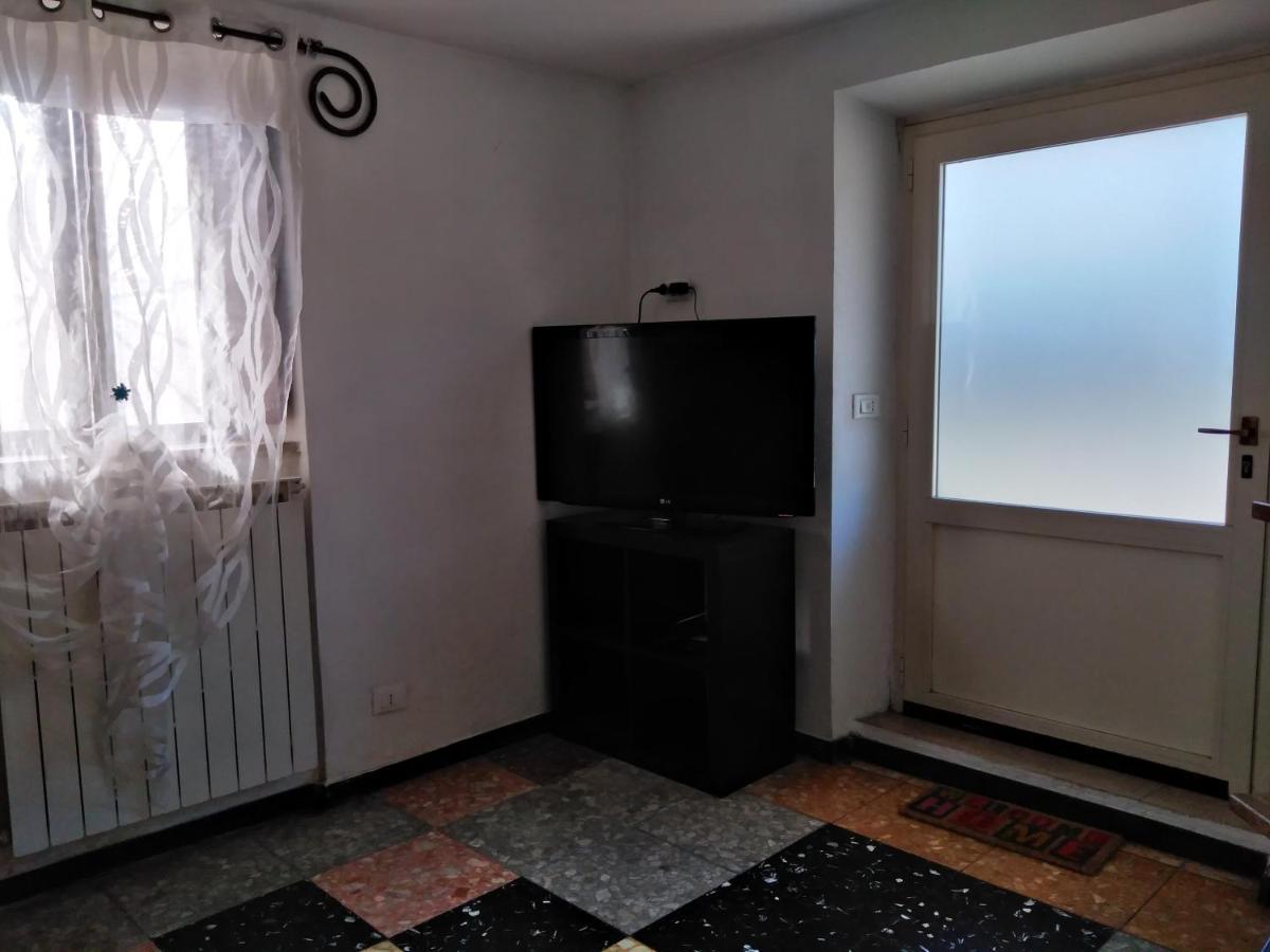 La Casa Sul Farfa Lägenhet Bocchignano Exteriör bild