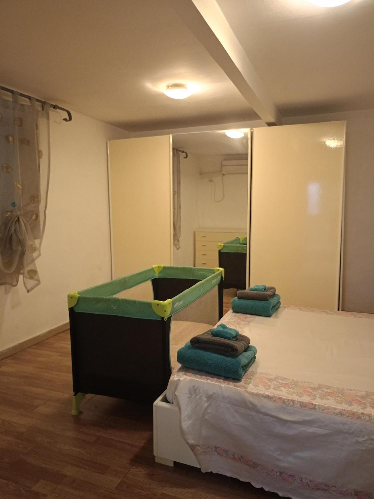 La Casa Sul Farfa Lägenhet Bocchignano Exteriör bild